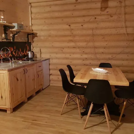 Behappy Woodhouse Feriehus *